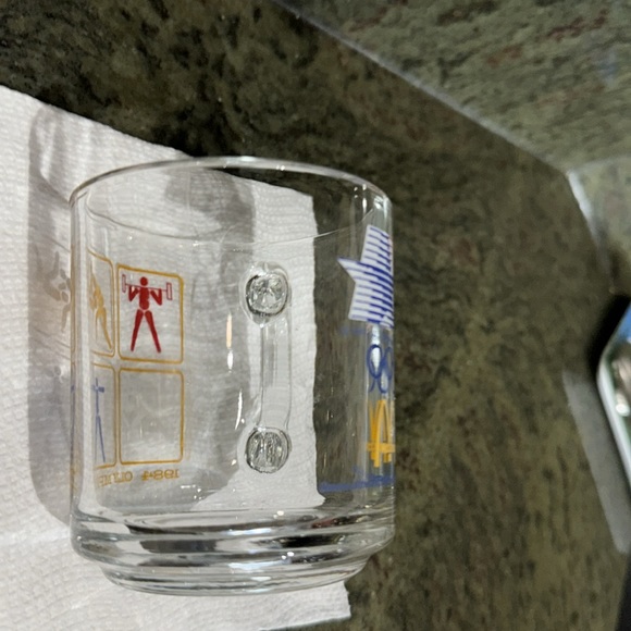 McDonald’s X Olympics Glass Mug 1984 Features Star McDonald’s logo & Athletes - Picture 4 of 12